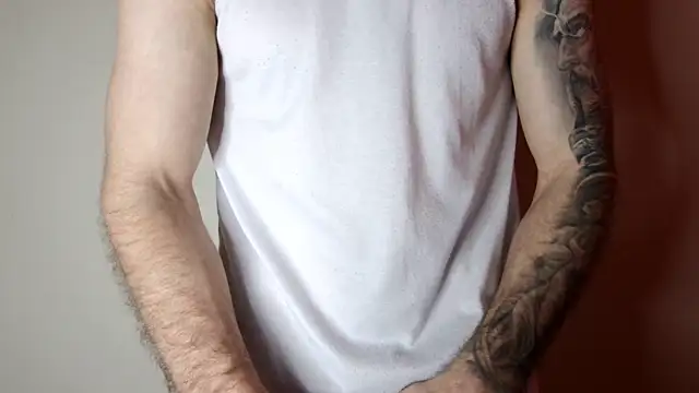 Snapshot of Kenner_fox77 chatting on 03-08-25, 10:24 Kenner fox77 online show from 03-08-25, 10:24