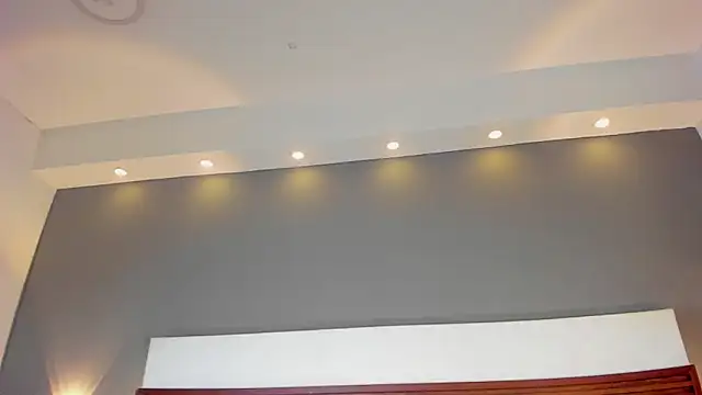 Snapshot of Adelehottman chatting on 10-17-25, 02:41 Adelehottman online show from 10-17-25, 02:41