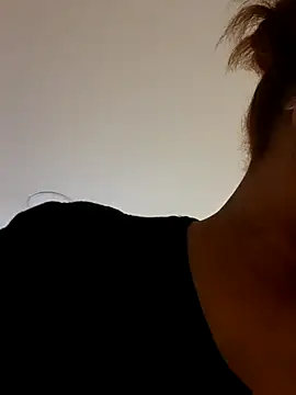 Snapshot of Adelehottman chatting on 01-07-26, 07:49 Adelehottman online show from 01-07-26, 07:49