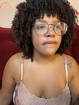 Snapshot of 99_Lilith chatting on 02-05-26, 12:15 99 Lilith online show from 02-05-26, 12:15