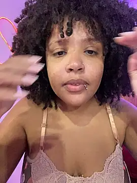 Snapshot of 99_Lilith chatting on 02-20-26, 01:24 99 Lilith online show from 02-20-26, 01:24