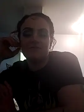 Snapshot of TiahhMarie chatting on 01-05-26, 10:24 TiahhMarie online show from 01-05-26, 10:24