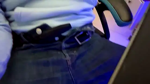 vogliososexboy1993 online show from 11-27-25, 07:49