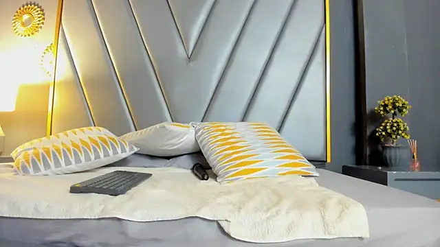 BrendaAdams  online show from 03-18-26, 10:40