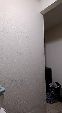 Snapshot of _Miaaleon chatting on 02-21-25, 10:17 Miaaleon online show from 02-21-25, 10:17