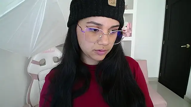 Snapshot of _Miaaleon chatting on 02-25-25, 10:04 Miaaleon online show from 02-25-25, 10:04