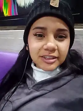 Snapshot of _Miaaleon chatting on 02-27-25, 10:42 Miaaleon online show from 02-27-25, 10:42