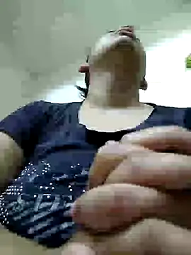 Snapshot of _Miaaleon chatting on 03-15-25, 10:46 Miaaleon online show from 03-15-25, 10:46