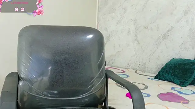 emy 0 online show from 03-14-26, 02:33