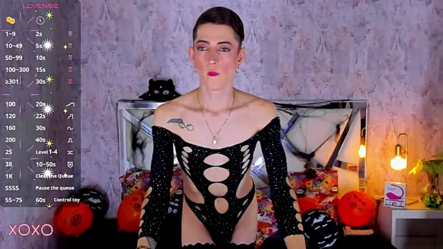 dominic thailor online show from 10-10-25, 01:32