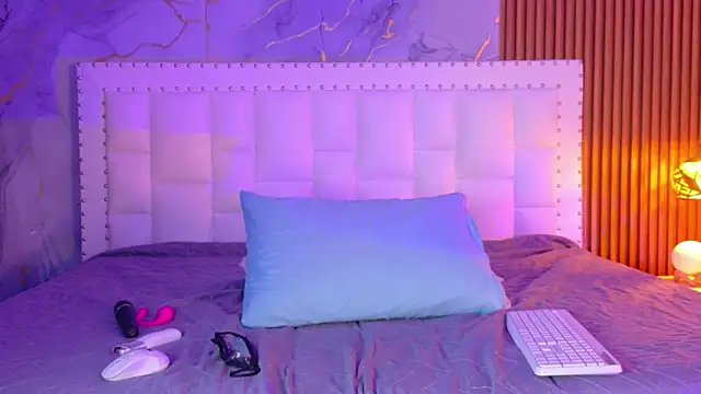 indianschoolgirl online show from 04-15-26, 07:58