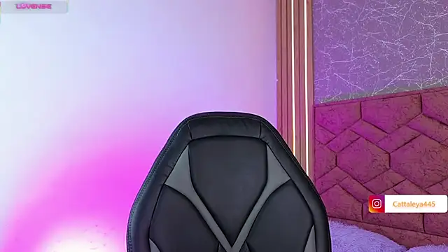 Snapshot of cattaleya___ chatting on 03-14-25, 07:12 cattaleya online show from 03-14-25, 07:12