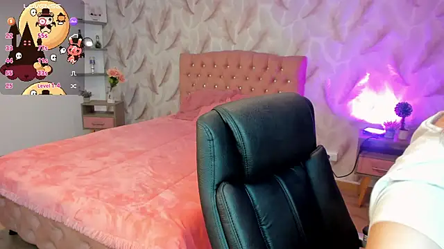 Snapshot of cattaleya___ chatting on 10-23-25, 02:33 cattaleya online show from 10-23-25, 02:33