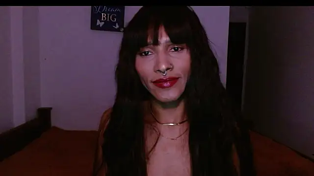 Snapshot of carolinemiller7 chatting on 01-21-25, 09:13 carolinemiller7 online show from 01-21-25, 09:13