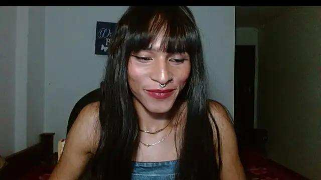 Snapshot of carolinemiller7 chatting on 01-29-25, 08:18 carolinemiller7 online show from 01-29-25, 08:18