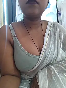 Snapshot of Samarya-78 chatting on 09-15-25, 04:12 Samarya-78 online show from 09-15-25, 04:12