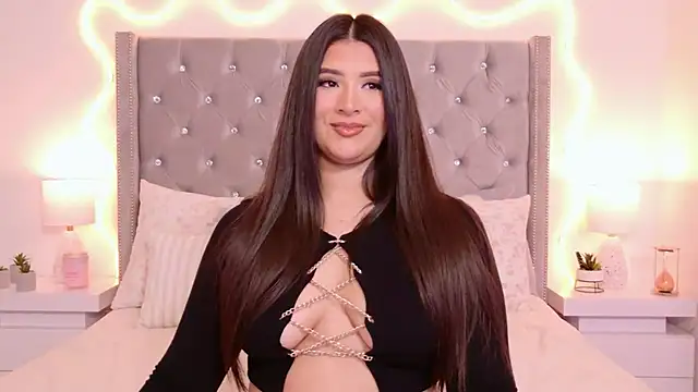 Snapshot of JuliaSUMMERS2022 chatting on 10-11-25, 01:16 JuliaSUMMERS2022 online show from 10-11-25, 01:16