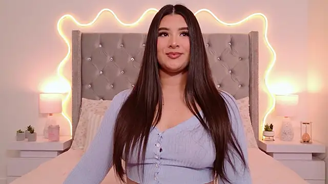 Snapshot of JuliaSUMMERS2022 chatting on 10-21-25, 12:22 JuliaSUMMERS2022 online show from 10-21-25, 12:22