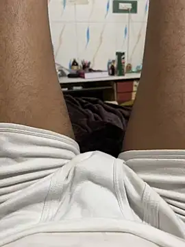 Snapshot of hairydude49 chatting on 12-07-24, 08:38 hairydude49 online show from 12-07-24, 08:38