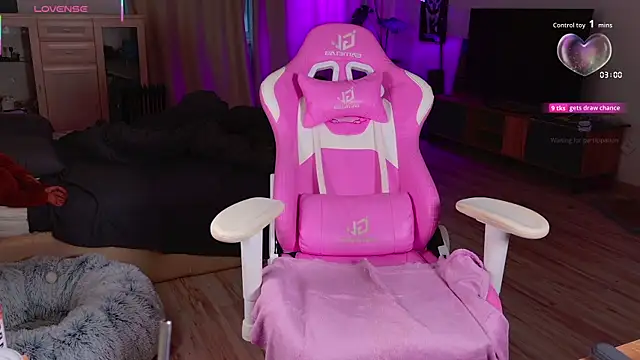  enternity  online show from 11-18-25, 10:20