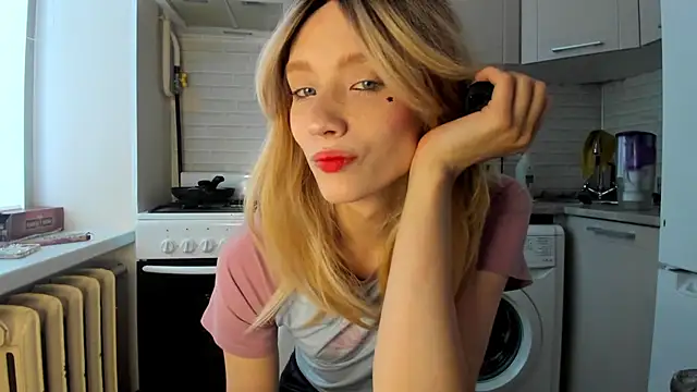  Alice Kitty online show from 01-03-25, 09:25