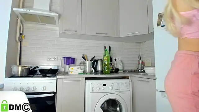  Alice Kitty online show from 01-28-25, 08:57