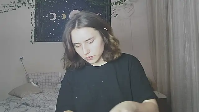 Snapshot of Aurora_workerr chatting on 01-03-25, 04:27 Aurora workerr online show from 01-03-25, 04:27