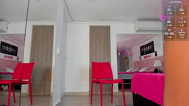 Paytonferrara online show from 02-13-25, 05:37