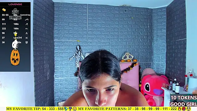 AriannaLewiis online show from 10-22-25, 07:02