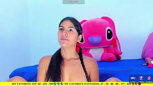 Snapshot of AriannaLewiis chatting on 06-07-26, 07:50 AriannaLewiis online show from 06-07-26, 07:50