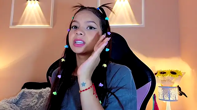 SheilaSmiith online show from 09-22-25, 07:49