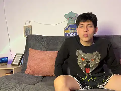 MyLatinHotBoys online show from 01-18-25, 12:35