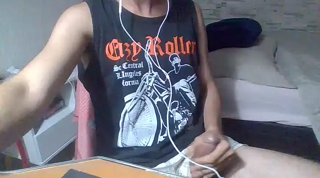 Snapshot of Carioca98Lapa chatting on 12-03-24, 04:36 Carioca98Lapa online show from 12-03-24, 04:36