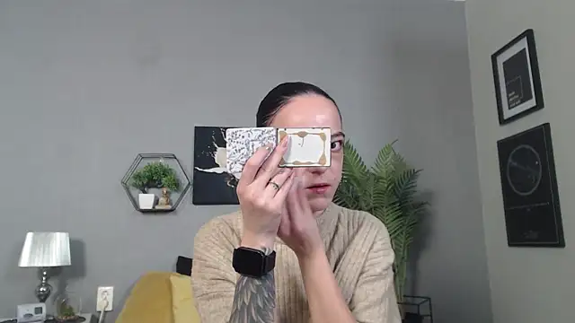 IzabelllNoir online show from 01-08-26, 09:33