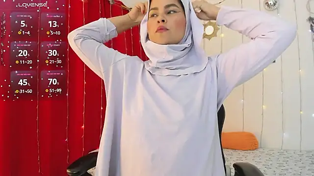 AishaAmin  online show from 01-14-26, 12:33