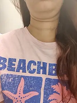 Brown Maxi online show from 03-30-26, 06:53