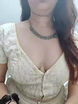 Brown Maxi online show from 05-12-26, 02:58