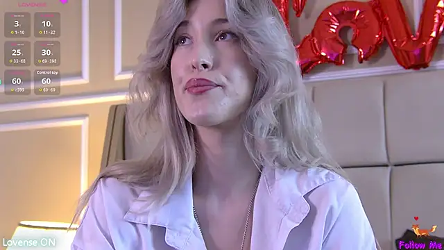 SerenaBennet online show from 10-05-25, 01:09