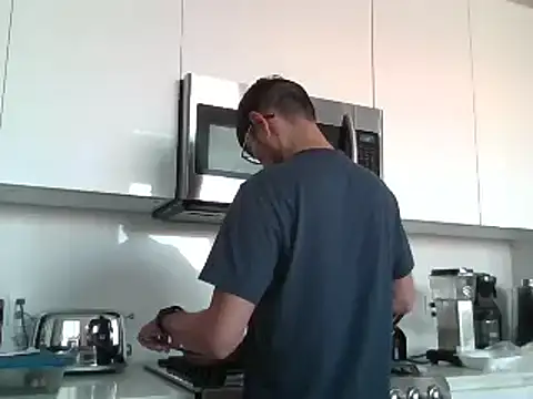 Snapshot of spence204011 chatting on 12-31-24, 10:12 spence204011 online show from 12-31-24, 10:12