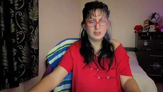 Snapshot of YourDreamLoverr chatting on 11-29-25, 12:24 YourDreamLoverr online show from 11-29-25, 12:24