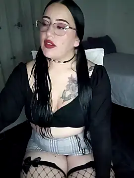 Snapshot of kirara_dirty chatting on 12-22-24, 04:17 kirara dirty online show from 12-22-24, 04:17