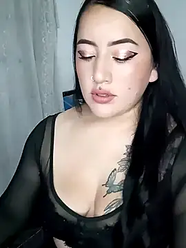 Snapshot of kirara_dirty chatting on 01-23-25, 05:24 kirara dirty online show from 01-23-25, 05:24