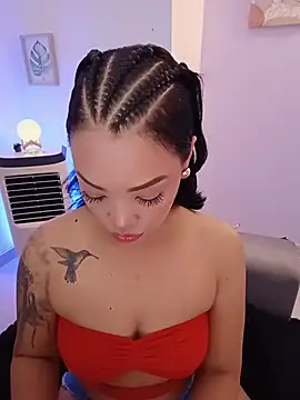 Sara LipsX online show from 02-20-26, 01:13