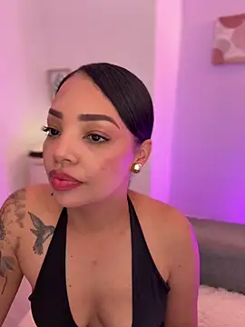 Sara LipsX online show from 02-25-26, 01:26