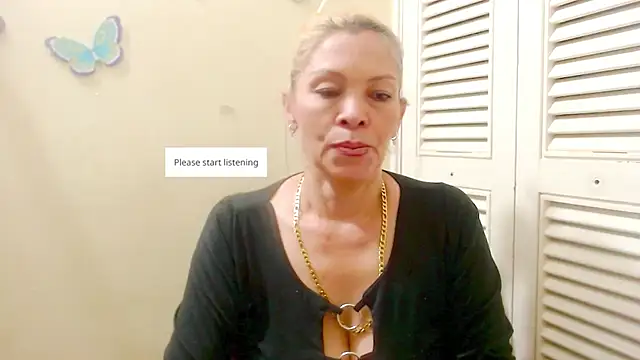 Snapshot of electra-mommy chatting on 09-17-25, 07:15 electra-mommy online show from 09-17-25, 07:15