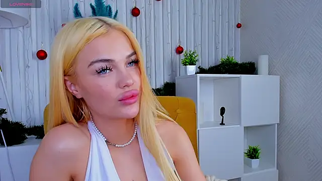 Angel Sapphire  online show from 01-18-25, 03:05