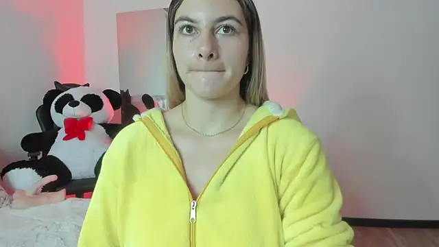 AtheneaRossi online show from 02-15-25, 10:44