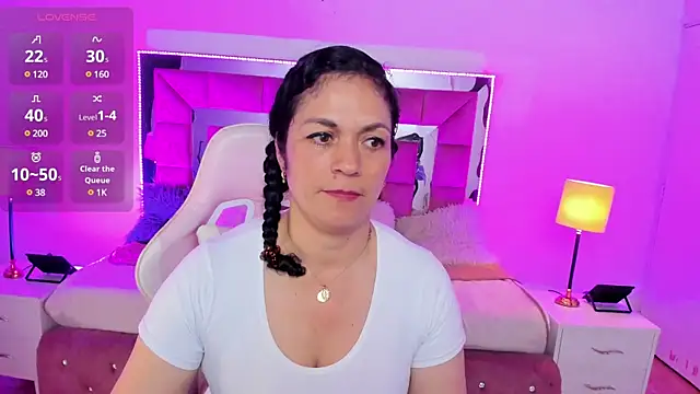 Aliciia cute1 online show from 02-25-25, 10:07