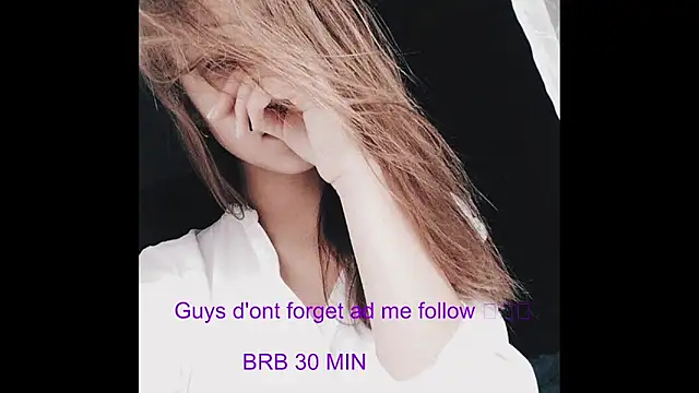 Snapshot of _JustmeHere_ chatting on 12-05-25, 12:41 JustmeHere online show from 12-05-25, 12:41