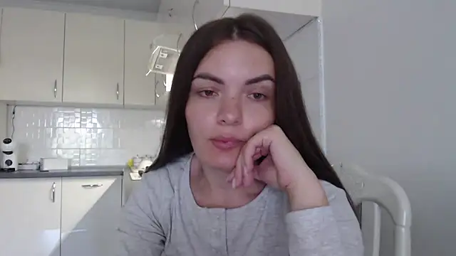 Snapshot of _JustmeHere_ chatting on 06-14-26, 06:48 JustmeHere online show from 06-14-26, 06:48
